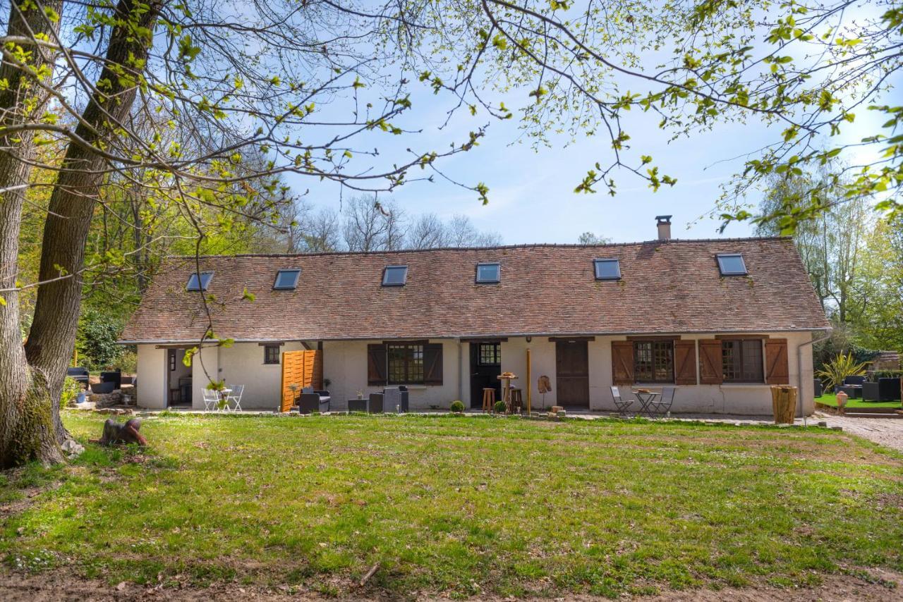 Du Bois Des Perruches * Saint-Vincent-des-Bois